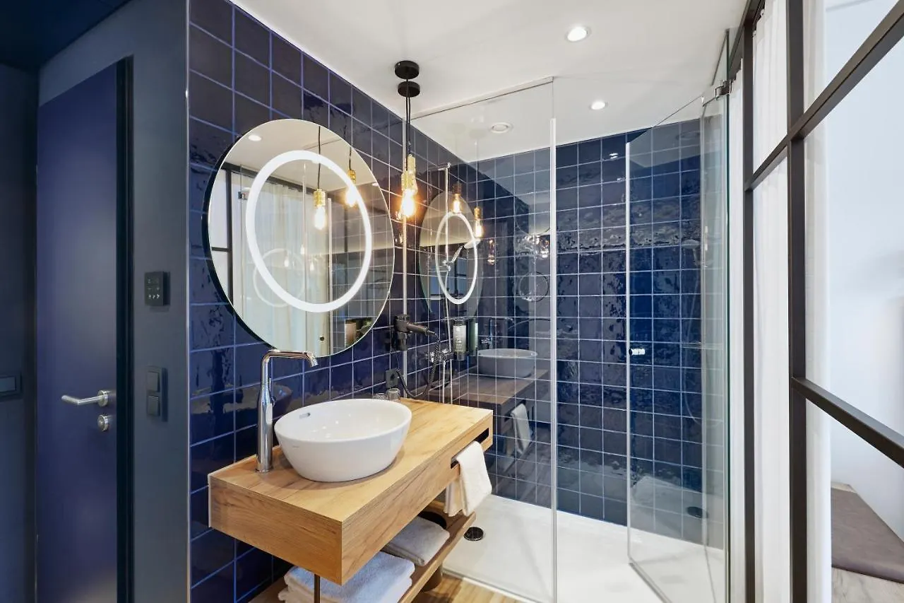 ***  H2 Hotel Duesseldorf City Tyskland