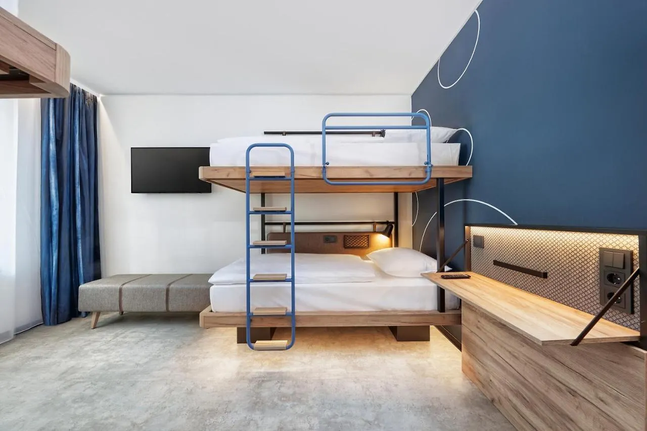 ***  H2 Hotel Duesseldorf City Tyskland